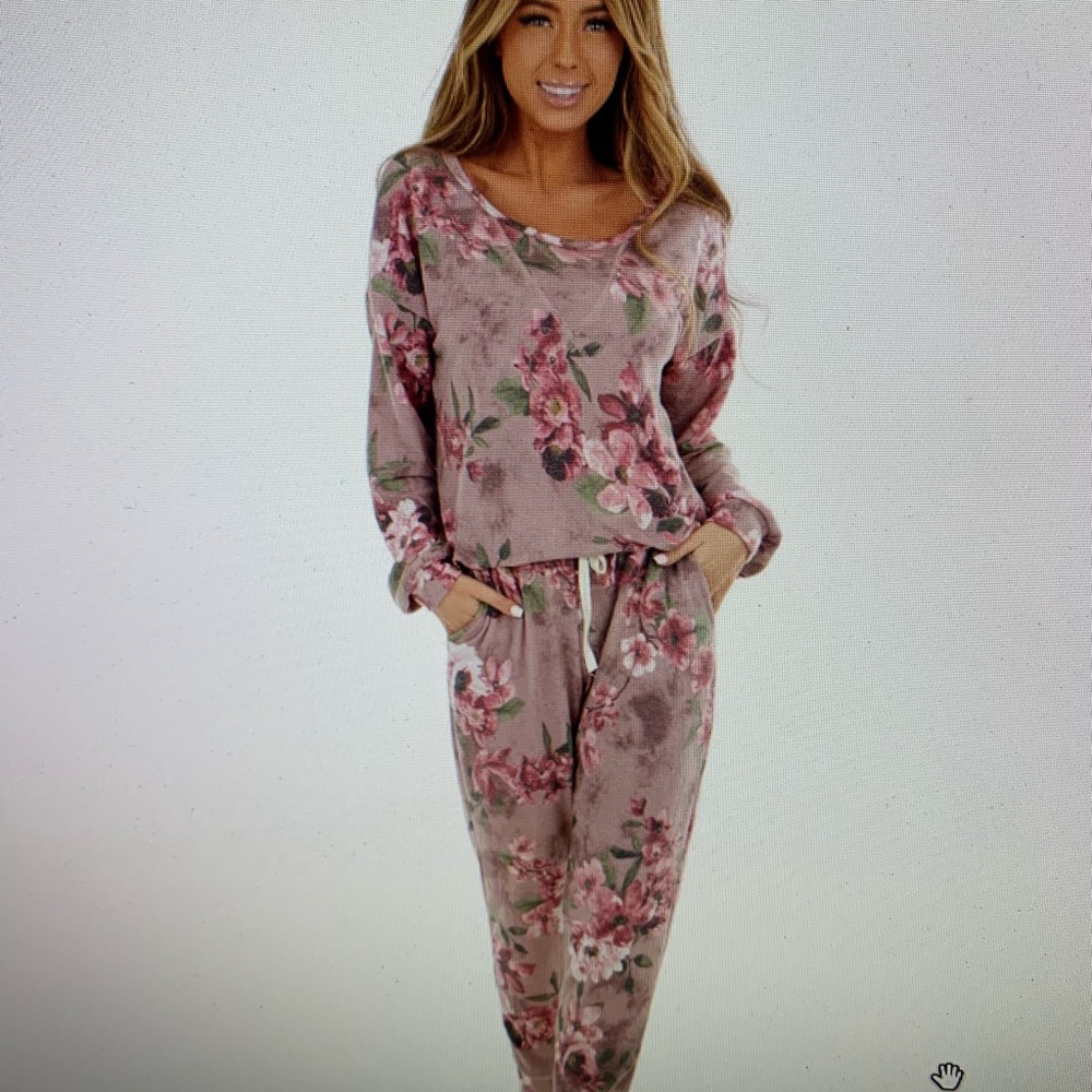 NWOT Floral Pajama Set Size L